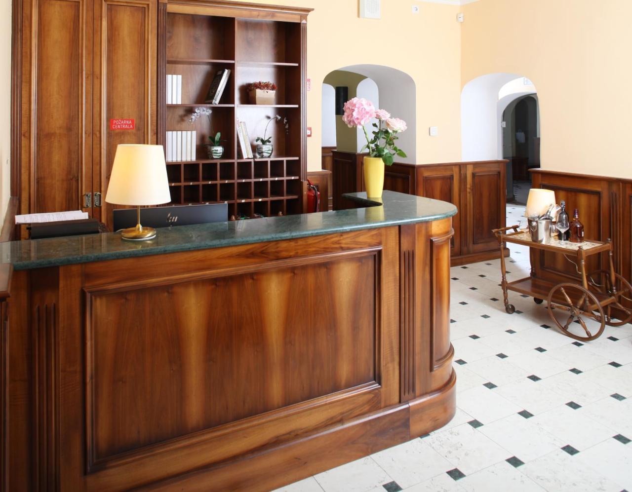 Hotel Md Камник Экстерьер фото